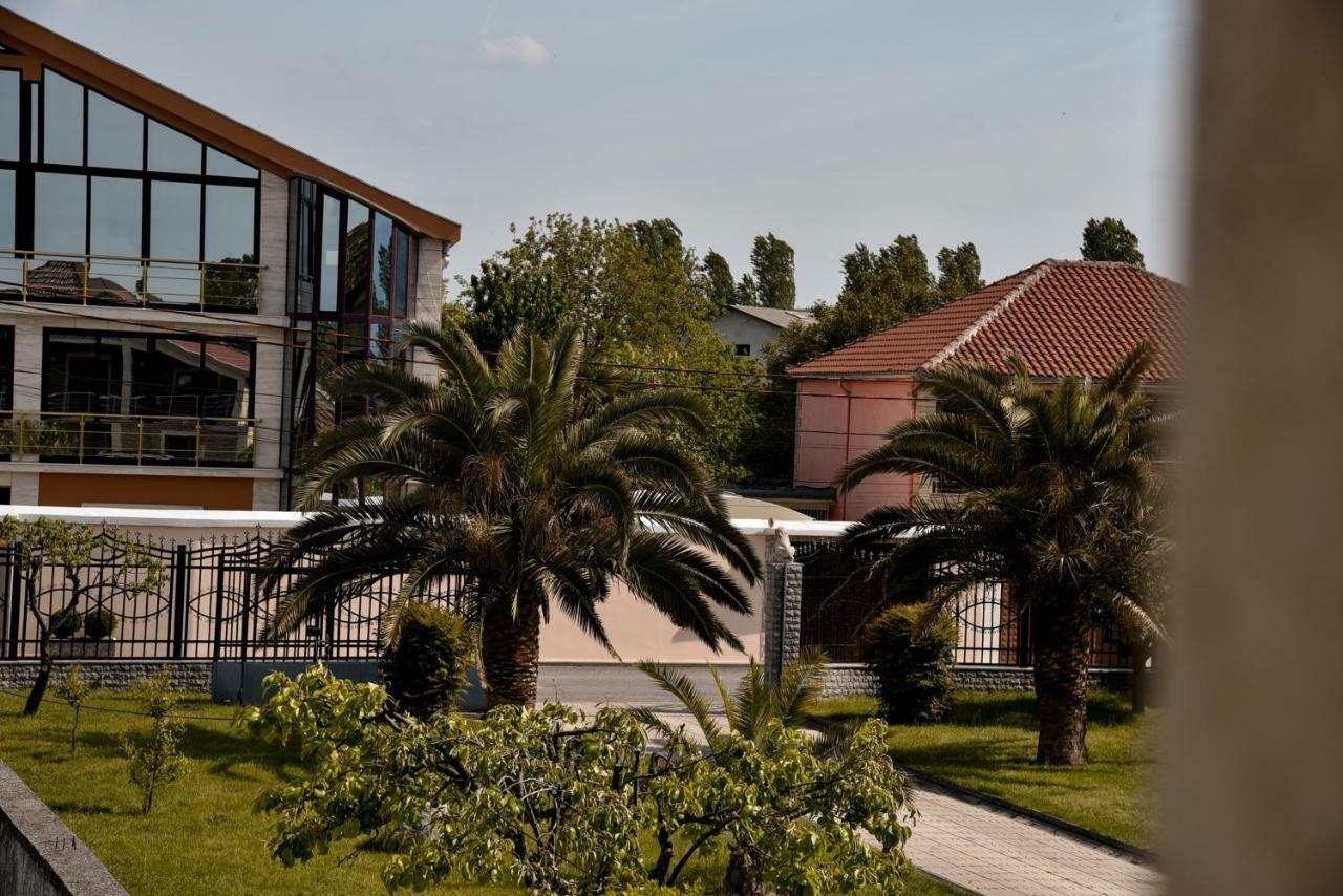 Villa Garden Shkodra Eksteriør bilde